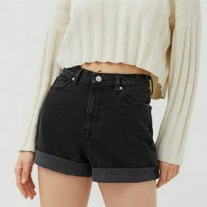 BDG Urban Outfitters Mom Shorts Size 25